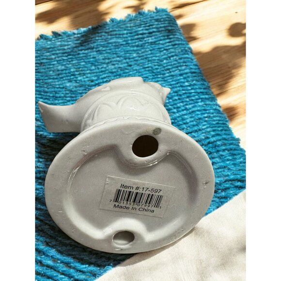 Ceramic Bird Figurine On Pedestal - Picture 6 of 6